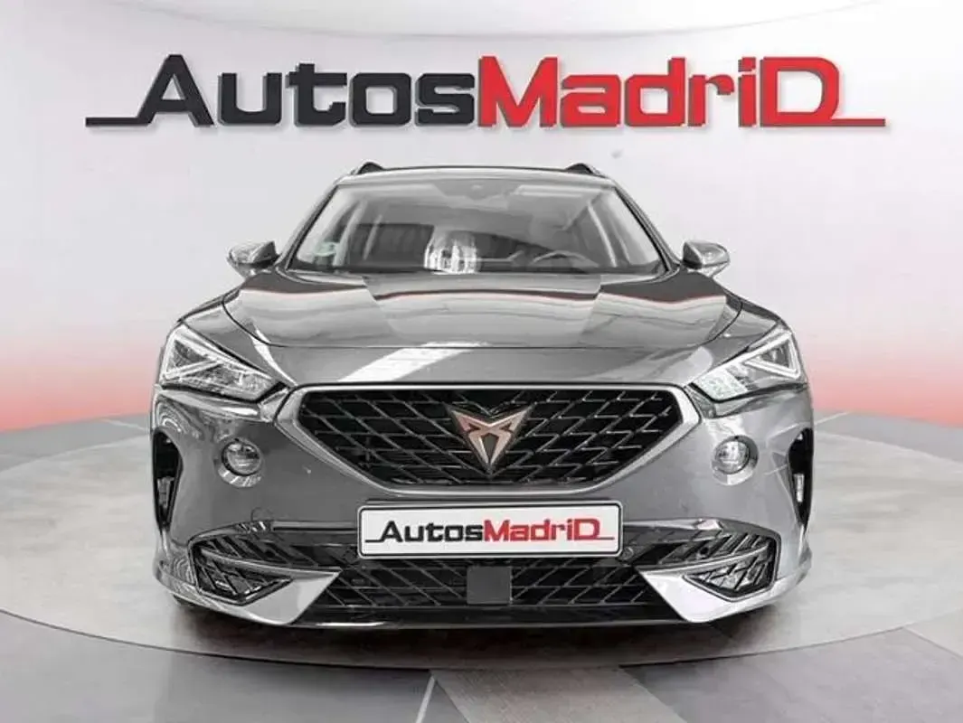 Usado Cupra Formentor 150 CV (110 kW) 2024 Gris SUV