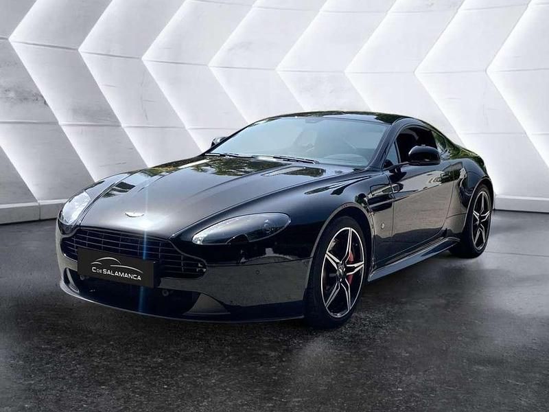 Negro Usado 2017 Aston Martin V8 Vantage Coupe | 79.890 € - Imagen 1/4