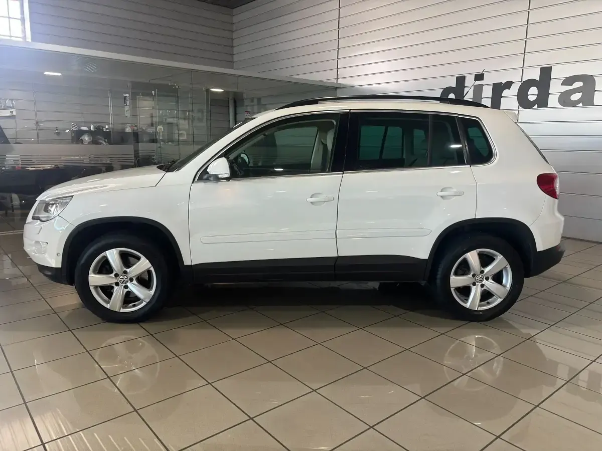 Usado VW Tiguan 140 CV (102 kW) 2009 Blanco SUV