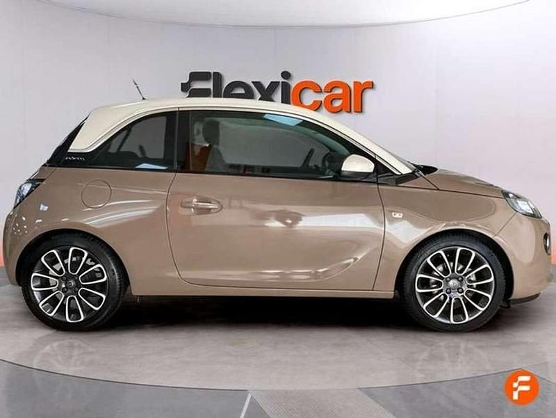 Usado Opel Adam Slam 116 HP (85 kW) 2017 Castanho Citadino