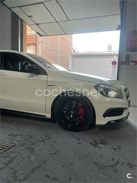 Blanco Usado 2014 Mercedes A45 AMG AMG Berlina | 27.500 € (Precio justo) - Imagen 1/4