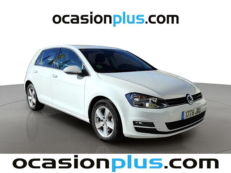 Usado VW Golf VII Advance 125 CV (91 kW) 2017 Blanco