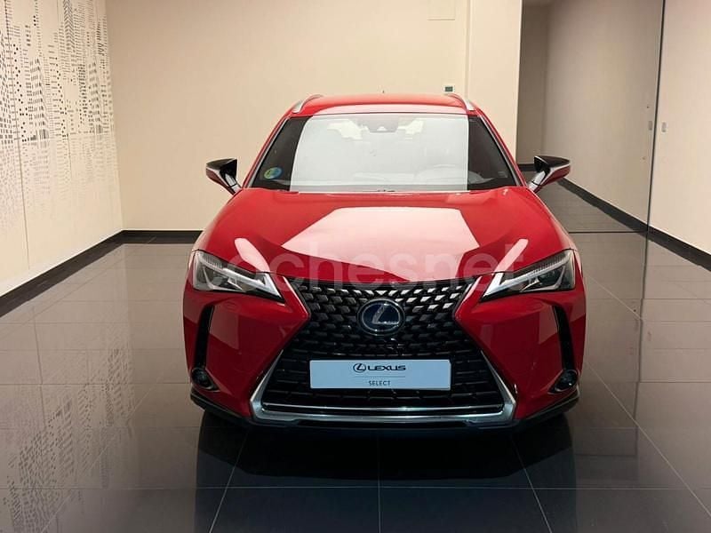 Usado Lexus UX Business Edition 184 CV (135 kW) 2022 Rojo SUV