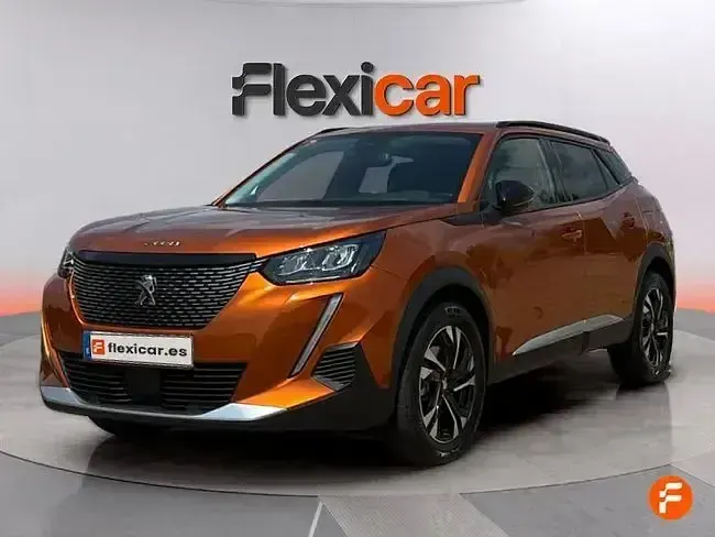 Usado Peugeot 2008 Allure 130 CV (95 kW) 2021 Naranja SUV