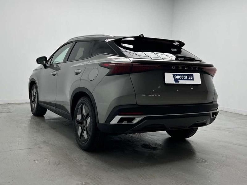Usado Omoda 5 147 CV (108 kW) 2025 Gris SUV