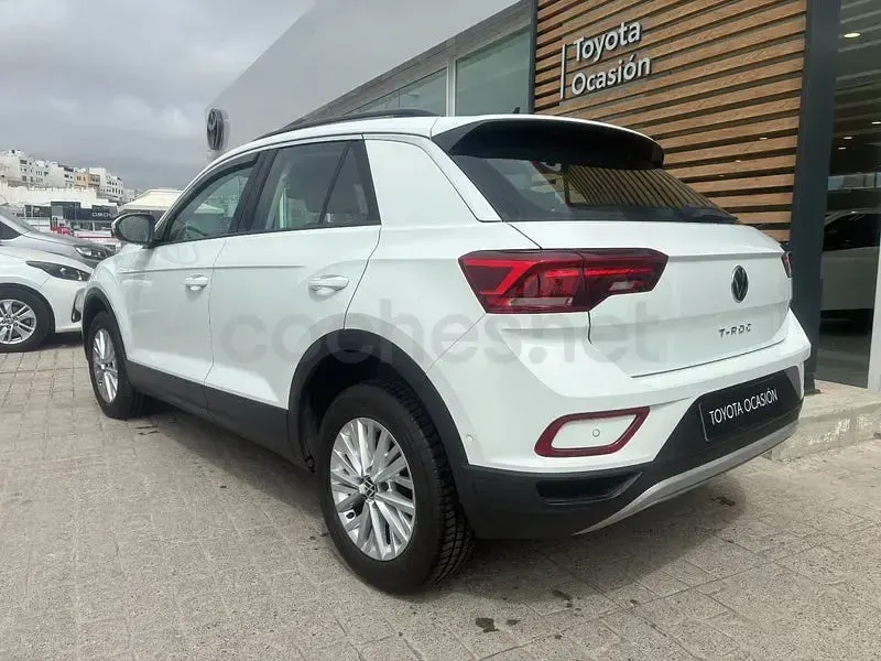 Usado VW T-Roc Advance 110 CV (80 kW) 2022 Blanco SUV