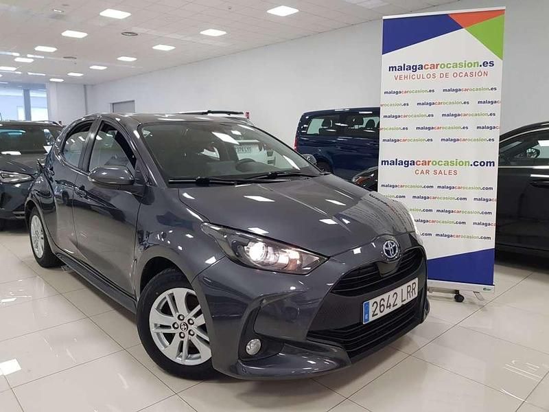 Gris Usado 2021 Toyota Yaris Hybrid Business Edition Utilitario | 15.760 € (Precio justo) - Imagen 1/4