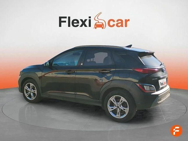 Usado Hyundai Kona 120 CV (88 kW) 2022 Negro SUV
