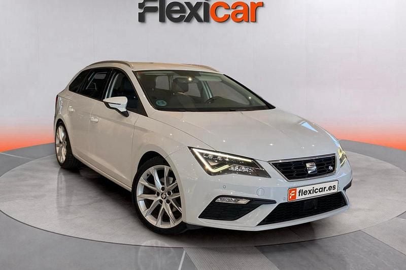 Blanco Usado 2019 Seat Leon ST FR Familiar | 15.990 € (Precio justo) - Imagen 1/4