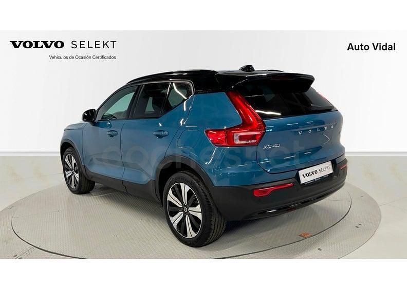 Usado Volvo XC40 Plus 300 kW (408 CV) 2023 Azul SUV