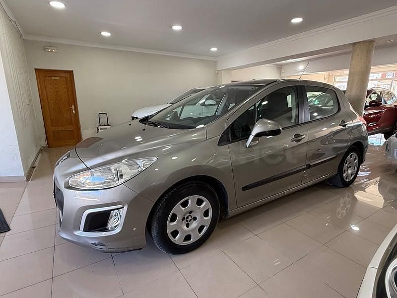 Usado Peugeot 308 Access 92 CV (67 kW) 2012 Beige Berlina