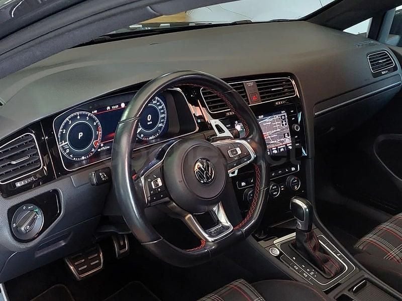 Usado VW Golf VII GTI 245 CV (180 kW) 2019 Gris / plata Berlina