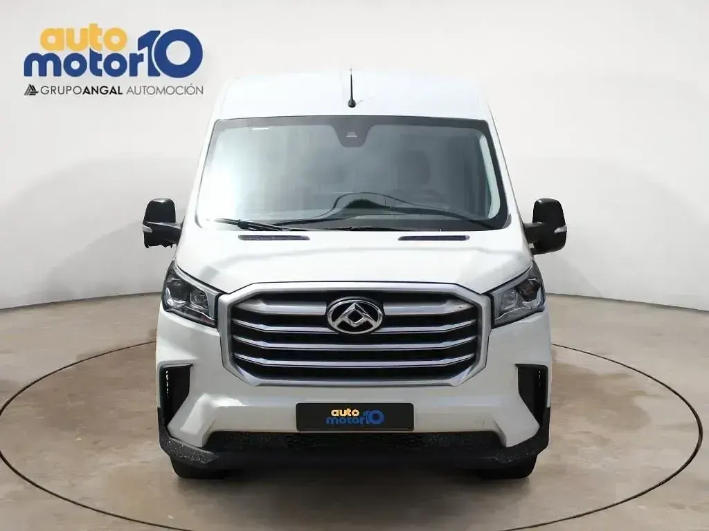 Usado Maxus V90 150 CV (110 kW) 2024 Blanco Van