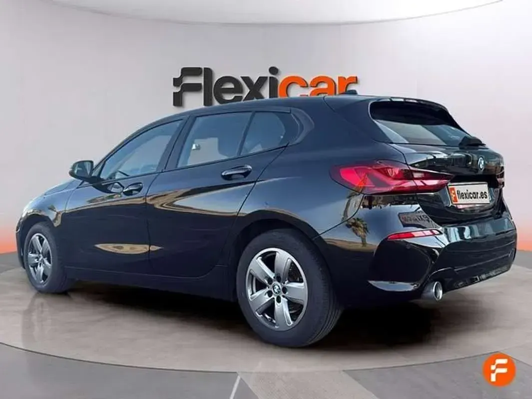 Usado BMW 116 116 CV (85 kW) 2019 Negro Utilitario
