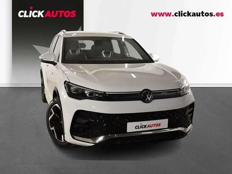Usado VW Tiguan R-line 150 CV (110 kW) 2025 Blanco SUV