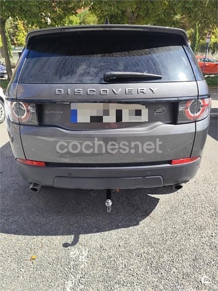 Usado Land Rover Discovery Sport Pure 150 CV (110 kW) 2018 Gris / plata SUV