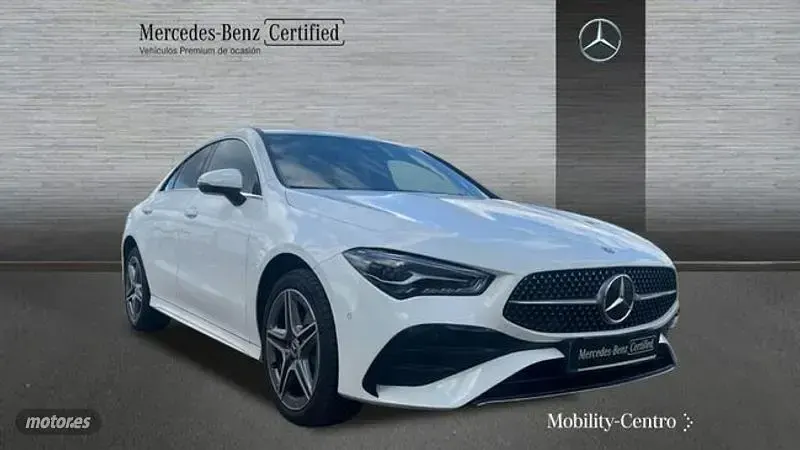 Usado Mercedes CLA250e 218 CV (160 kW) 2024 Blanco Coupe