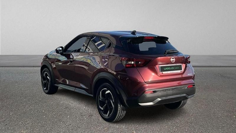 Usado Nissan Juke N-Connecta 143 CV (105 kW) 2023 Granate SUV