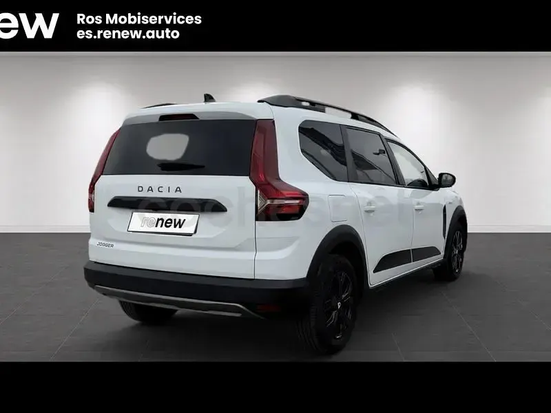 Usado Dacia Jogger Extreme 100 CV (73 kW) 2022 Blanco Monovolumen