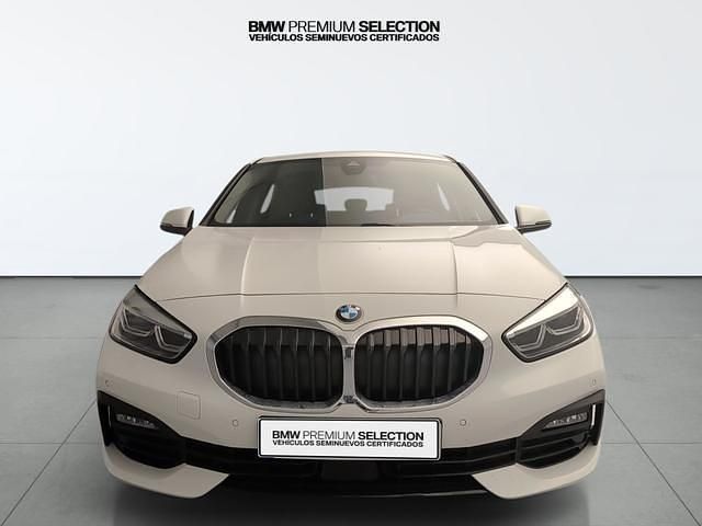 Usado BMW 118 Comfort Edition 140 CV (102 kW) 2023 Blanco Utilitario