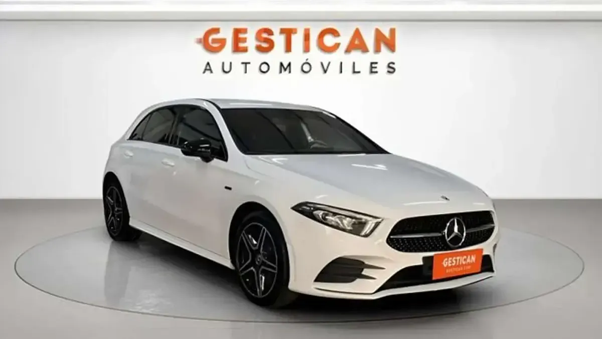 Usado Mercedes A250 218 CV (160 kW) 2021 Blanco Berlina