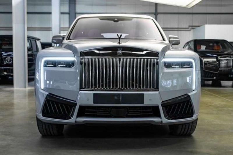 Nuevo Rolls Royce Cullinan 571 CV (419 kW) 2025 Gris SUV
