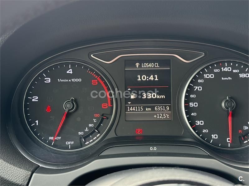 Usado Audi A3 S-Line 110 CV (80 kW) 2017 Gris / plata Berlina