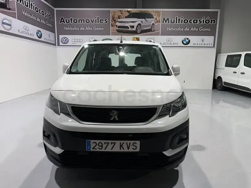 Gebraucht Peugeot Rifter Access 100 PS (73 kW) 2019 Weiß Van / Kleinbus