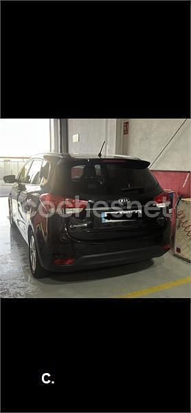 Usado Kia Carens 136 CV (100 kW) 2013 Negro Monovolumen