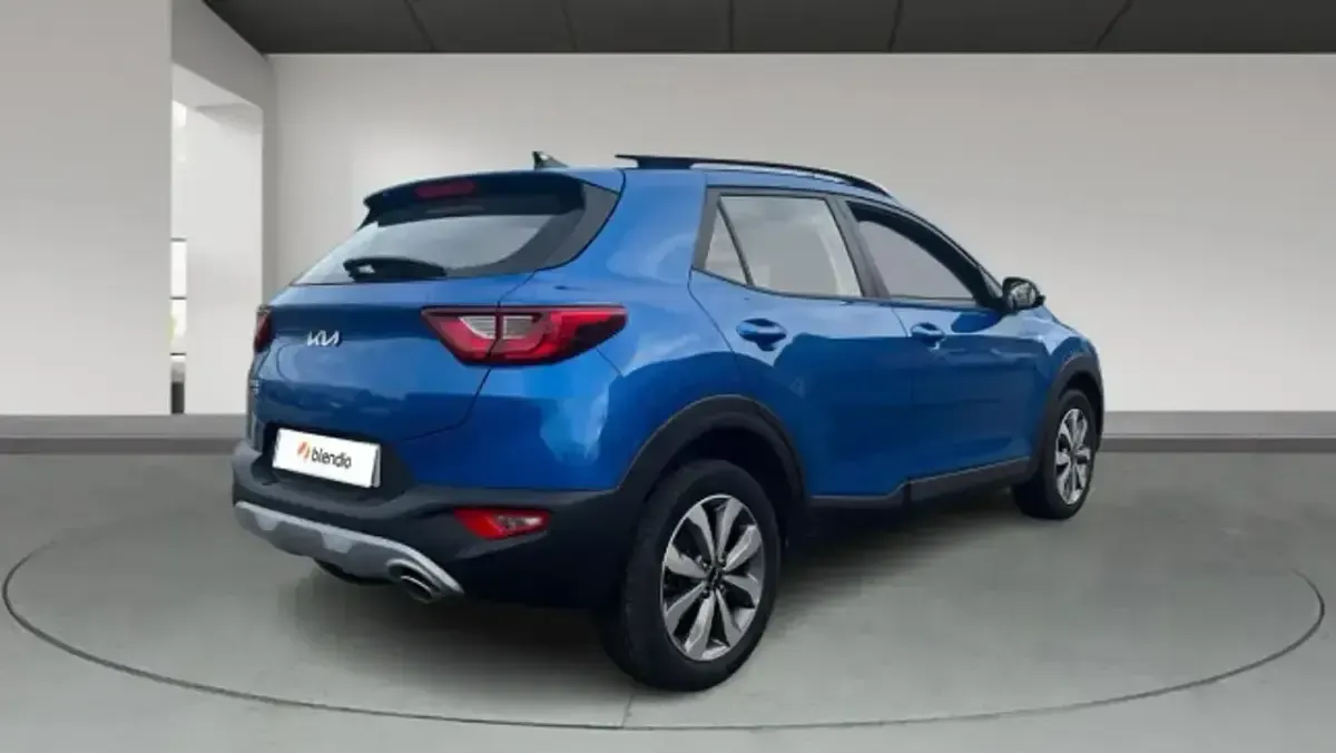 Usado Kia Stonic 100 CV (73 kW) 2025 Azul SUV