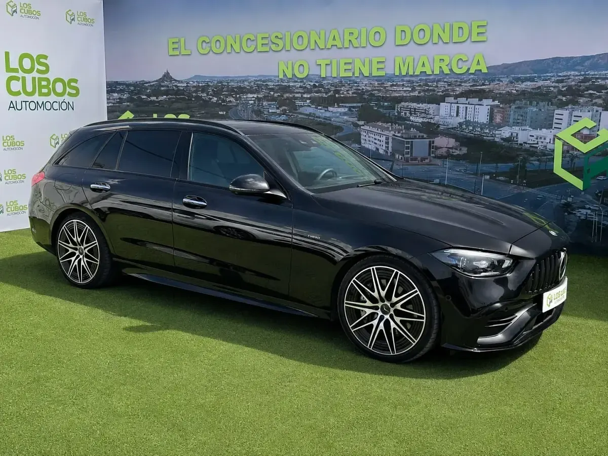 Usado Mercedes C43 AMG AMG 421 CV (309 kW) 2025 Negro Familiar