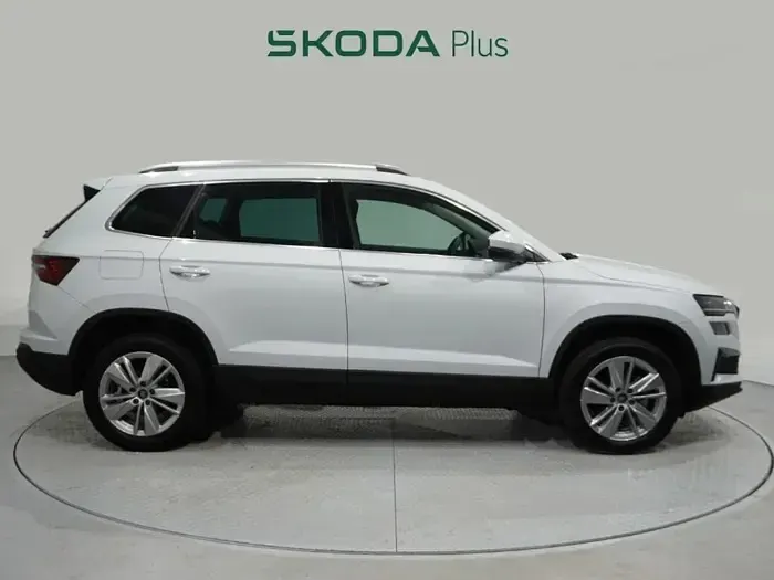 Nuevo Skoda Karoq Selection 116 CV (85 kW) 2026 Blanco SUV