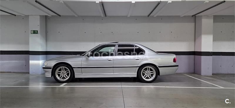 Usado BMW 740 286 HP (210 kW) 1998 Cinzento Sedan