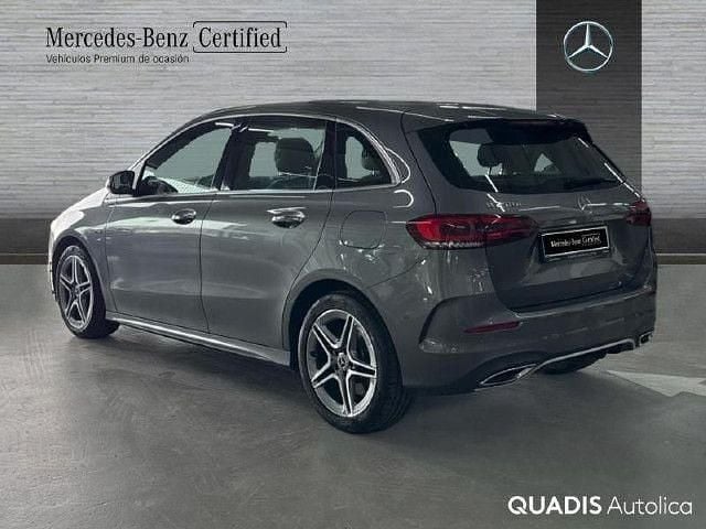 Usado Mercedes B250 160 CV (117 kW) 2020 Gris montaña Utilitario