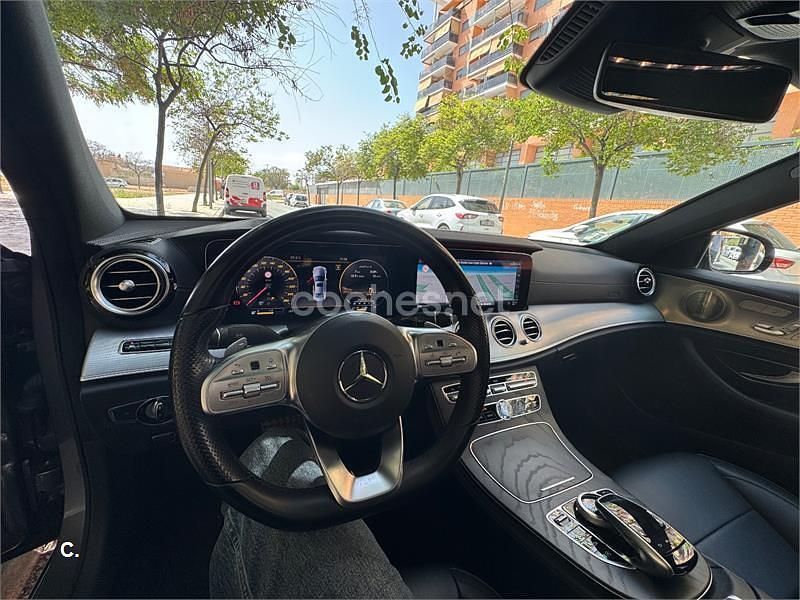 Usado Mercedes E220 194 CV (142 kW) 2019 Gris / plata Berlina
