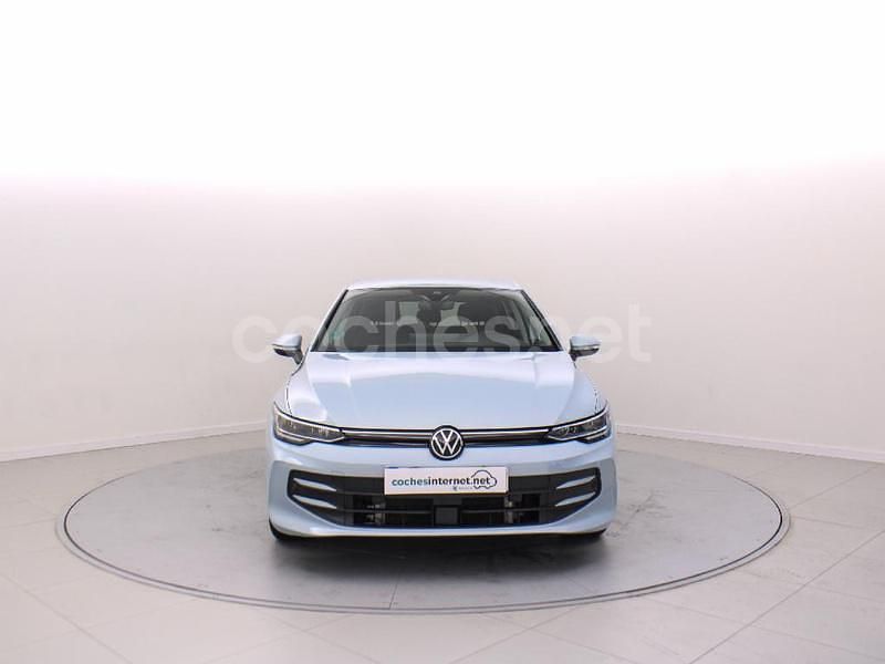 Usado VW Golf VIII 115 CV (84 kW) 2025 Azul Berlina