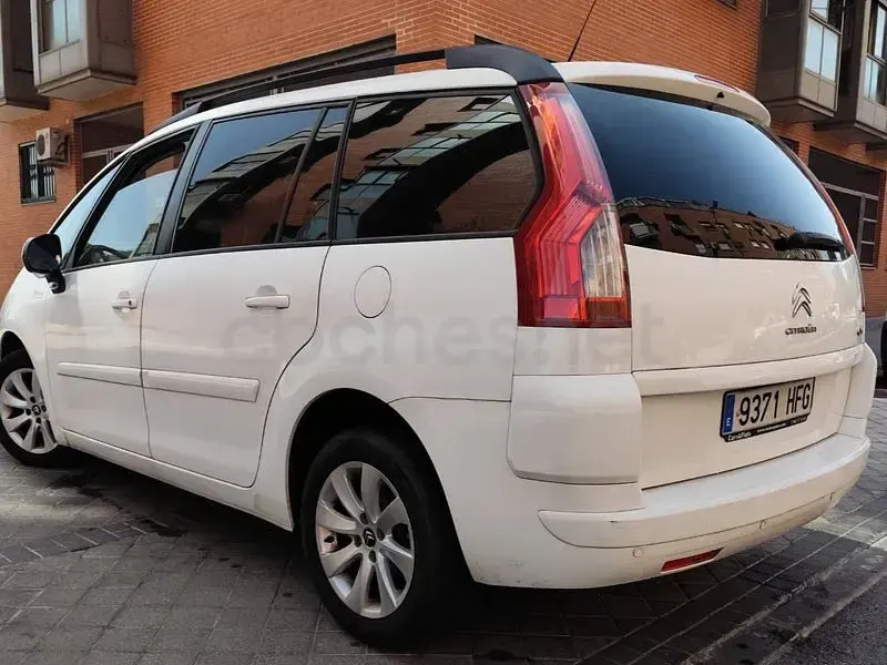 Usado Citroën Grand C4 Picasso 112 CV (82 kW) 2011 Blanco Monovolumen