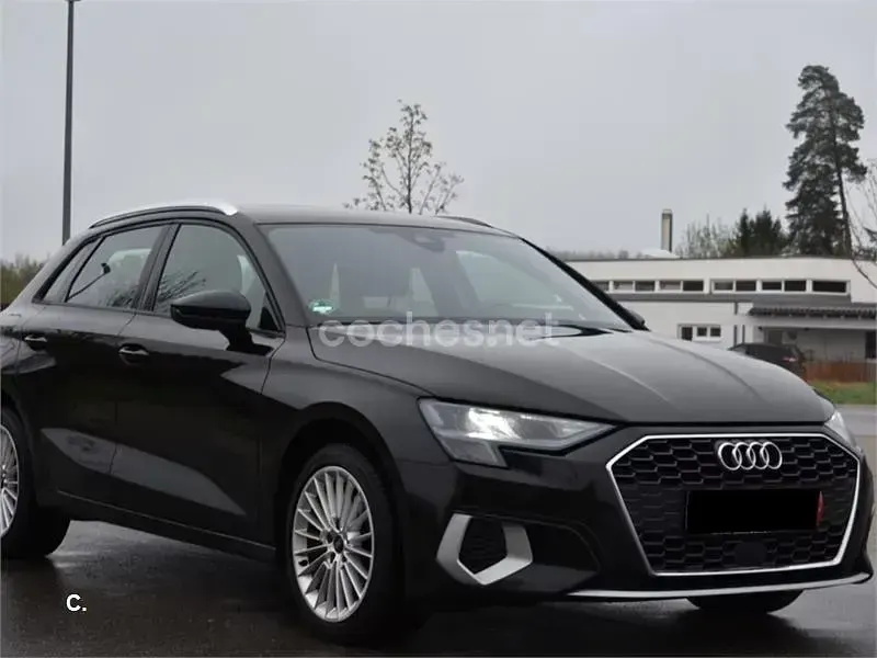 Usado Audi A3 150 CV (110 kW) 2022 Negro Berlina