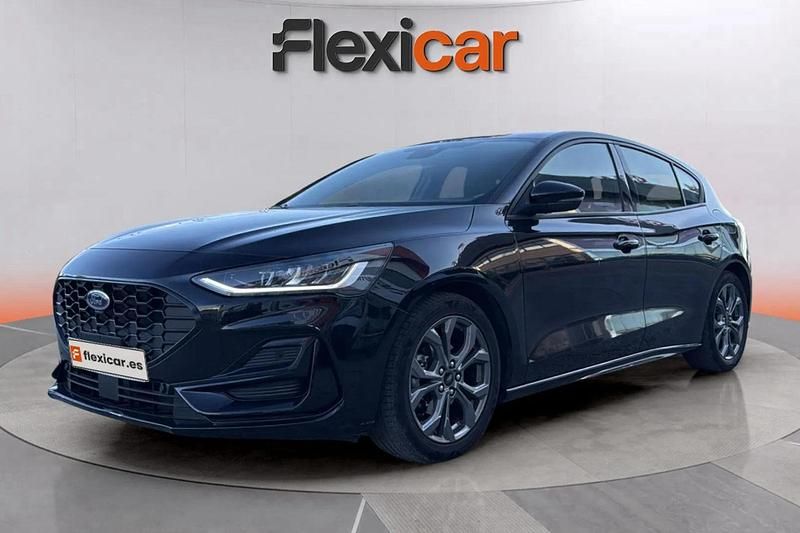 Usado Ford Focus ST-Line 125 CV (91 kW) 2023 Negro Berlina