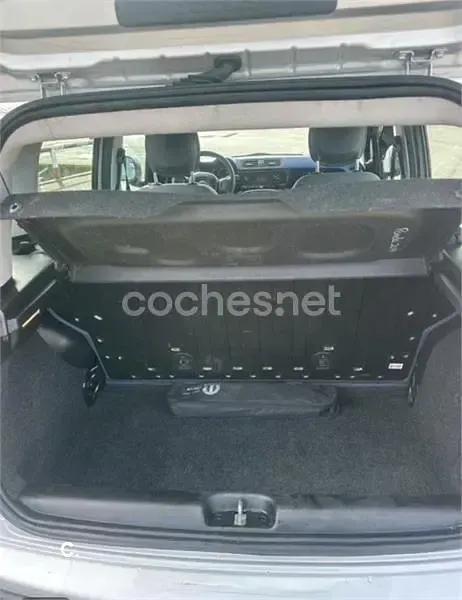 Usado Fiat Panda Lounge 69 CV (50 kW) 2016 Gris / plata Utilitario