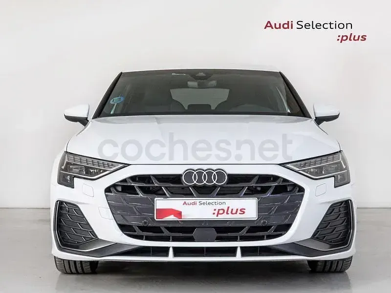 Usado Audi A3 S-Line 150 CV (110 kW) 2025 Blanco Berlina