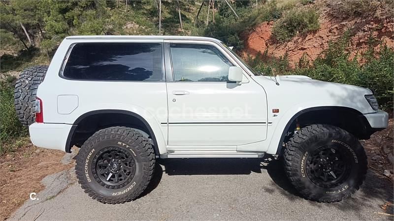 Usado Nissan Patrol 158 CV (116 kW) 2000 Blanco SUV
