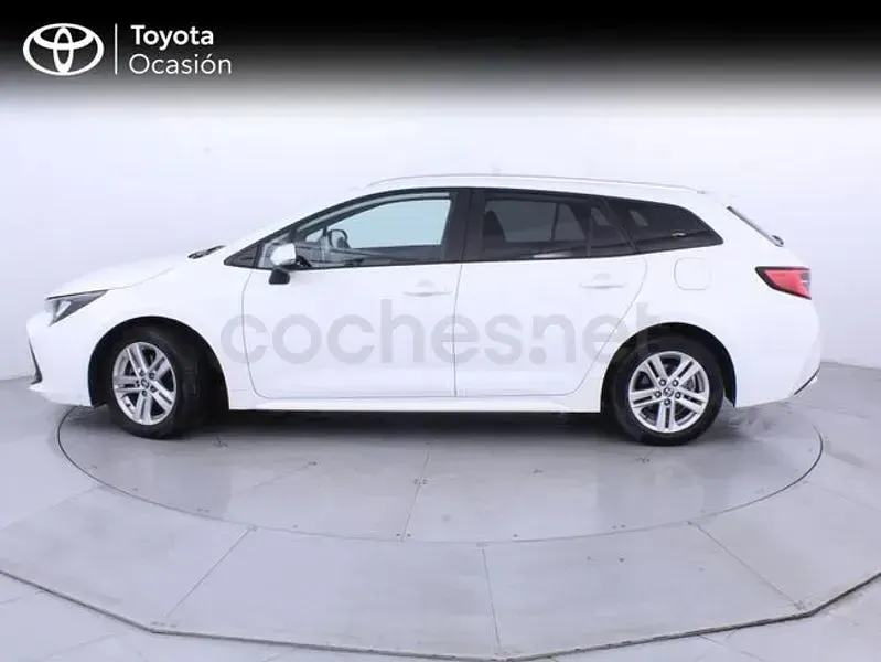 Usado Toyota Corolla Active 122 CV (89 kW) 2022 Blanco Familiar