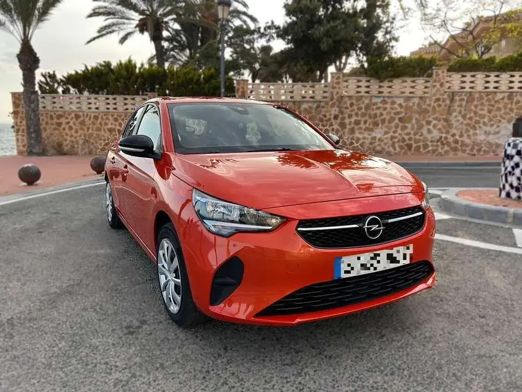 Usado Opel Corsa-e Edition 100 kW (136 CV) 2022 Naranja Utilitario