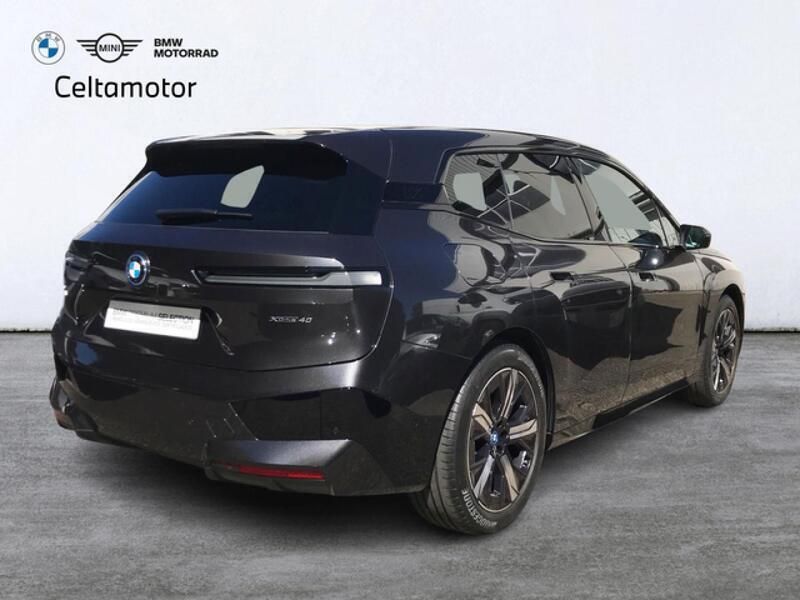 Usado BMW iX Comfort Edition 240 kW (327 CV) 2024 Sophistograu efecto brillante metalizado SUV
