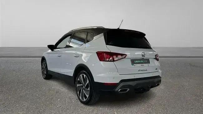 Usado Seat Arona FR 150 CV (110 kW) 2021 Blanco SUV