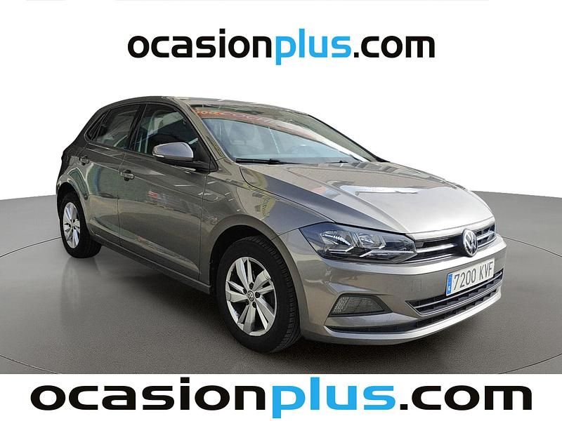 Usado VW Polo Advance 95 CV (69 kW) 2019 Gris Utilitario