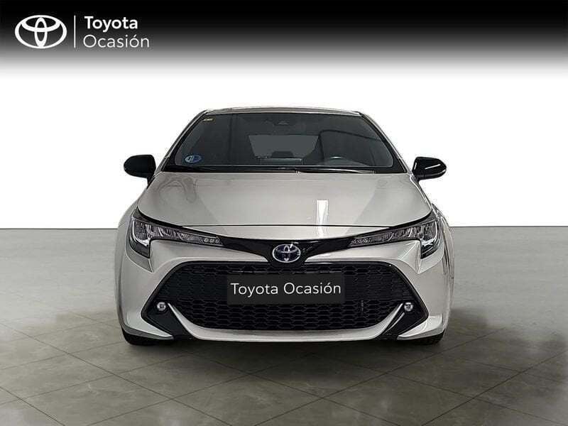 Usado Toyota Corolla Active 122 CV (89 kW) 2021 Plata