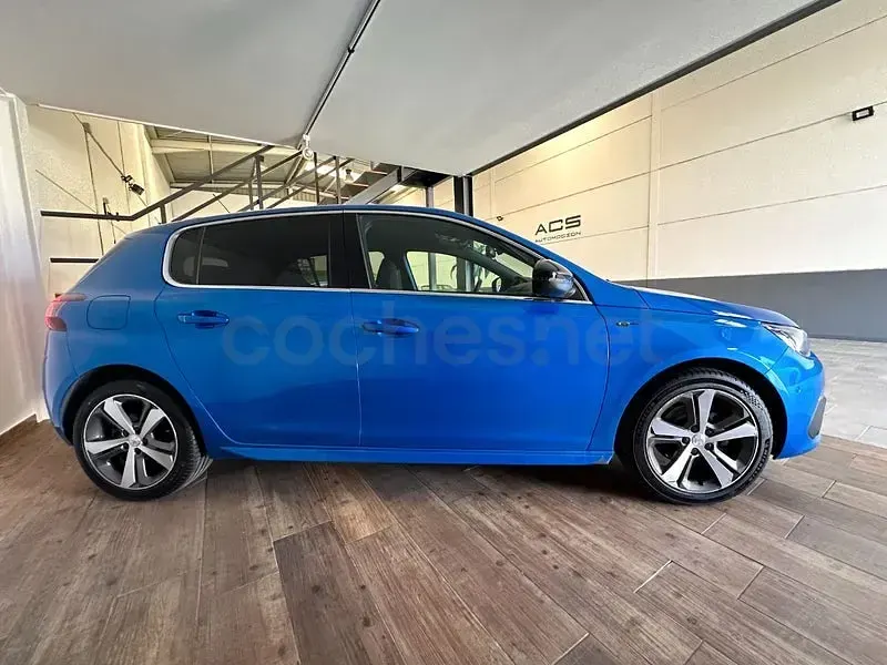 Usado Peugeot 308 GT 131 CV (96 kW) 2021 Azul Berlina