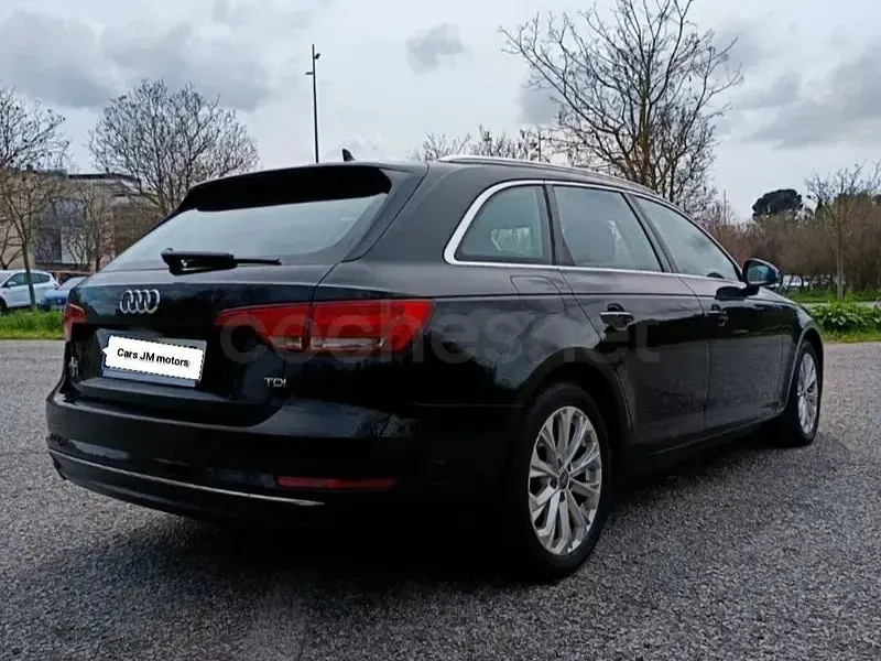Usado Audi A4 150 CV (110 kW) 2016 Negro Familiar